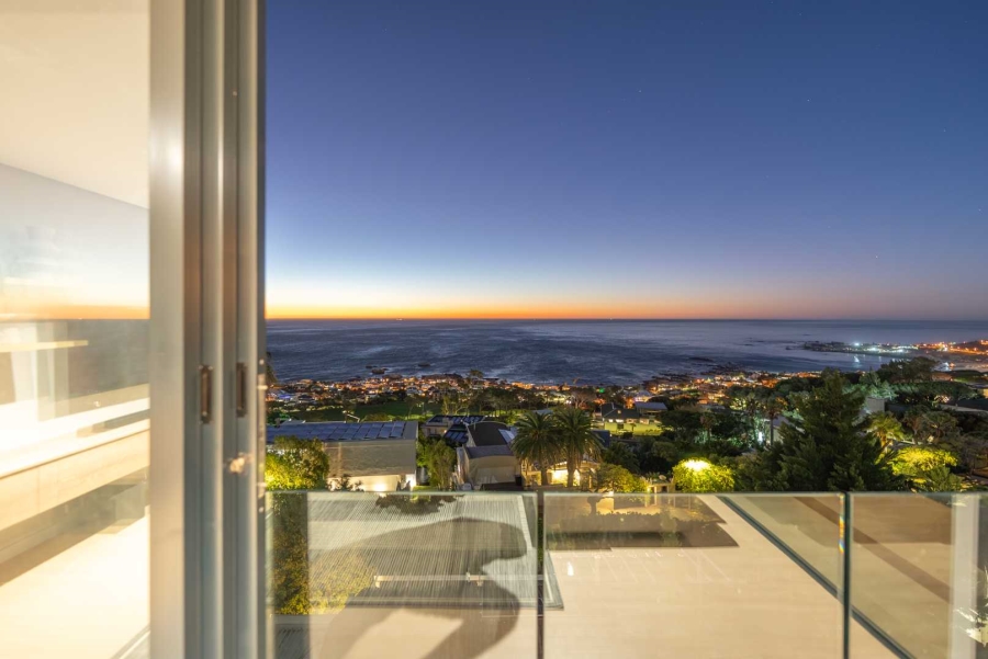 7 Bedroom Property for Sale in Camps Bay Western Cape